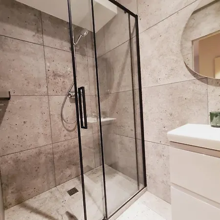 D2 Karpatia - 5d Apartment *